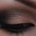 Smokey eyes makeup